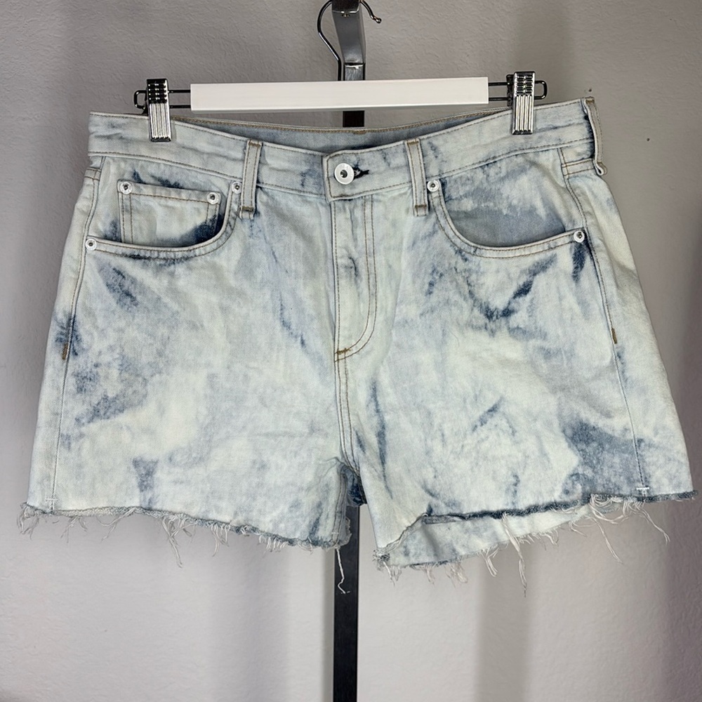 Rag & Bone acid washed Dre low rise denim shorts size 28